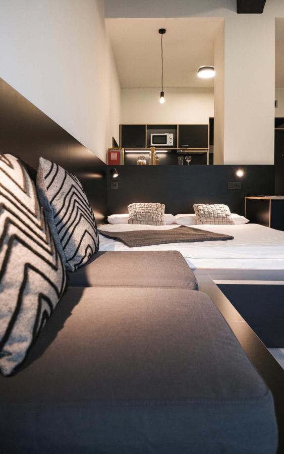 Moliving - Design Hotel & Apartments Duesseldorf-Нойс Экстерьер фото